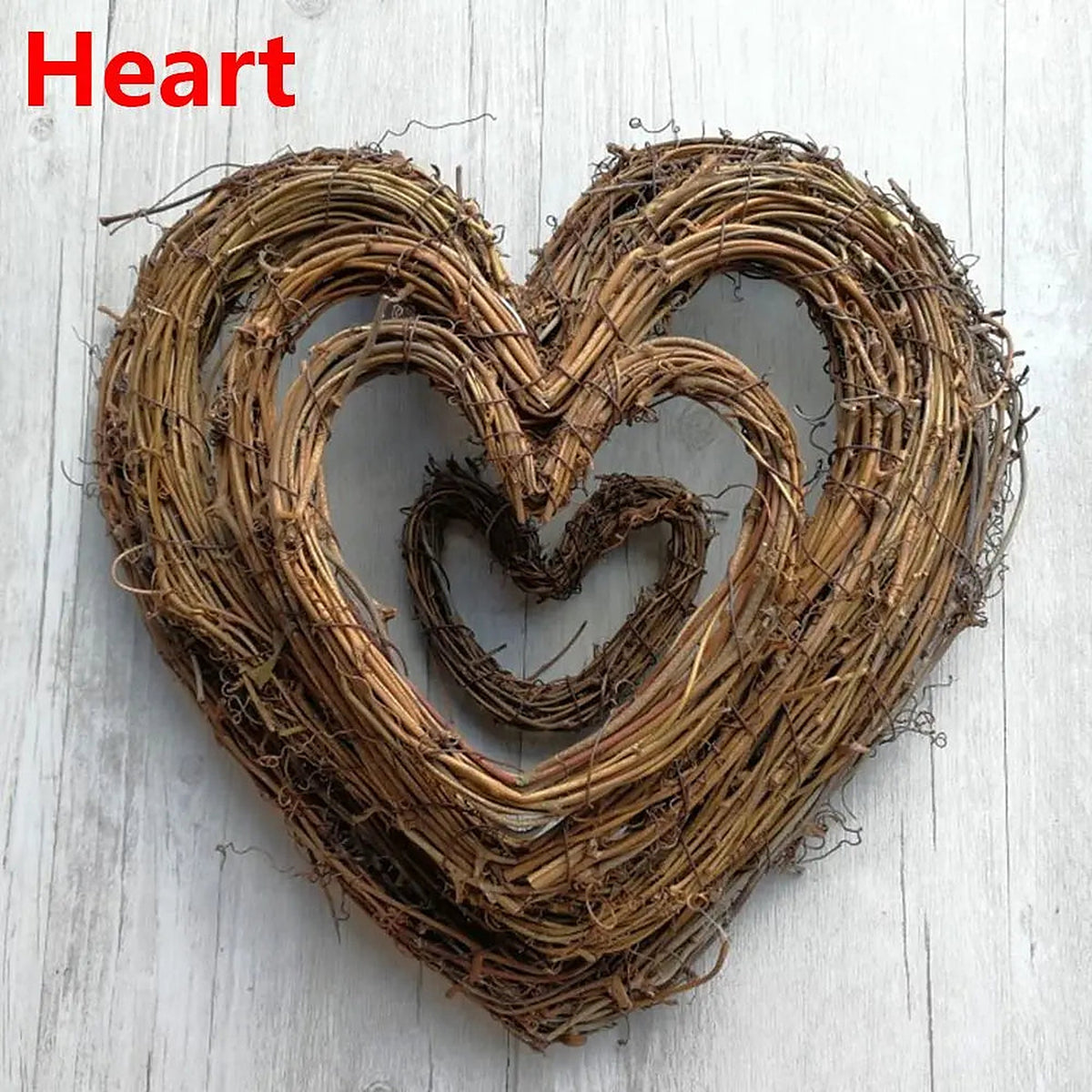 Heart-shaped natural rattan wreaths