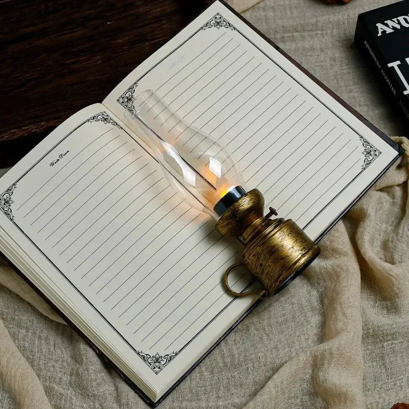Vintage Flickering Flame Lantern – Battery LED Oil Lamp Decor